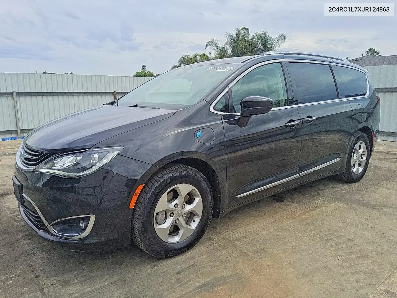 2018 Chrysler Pacifica Hybrid Touring L