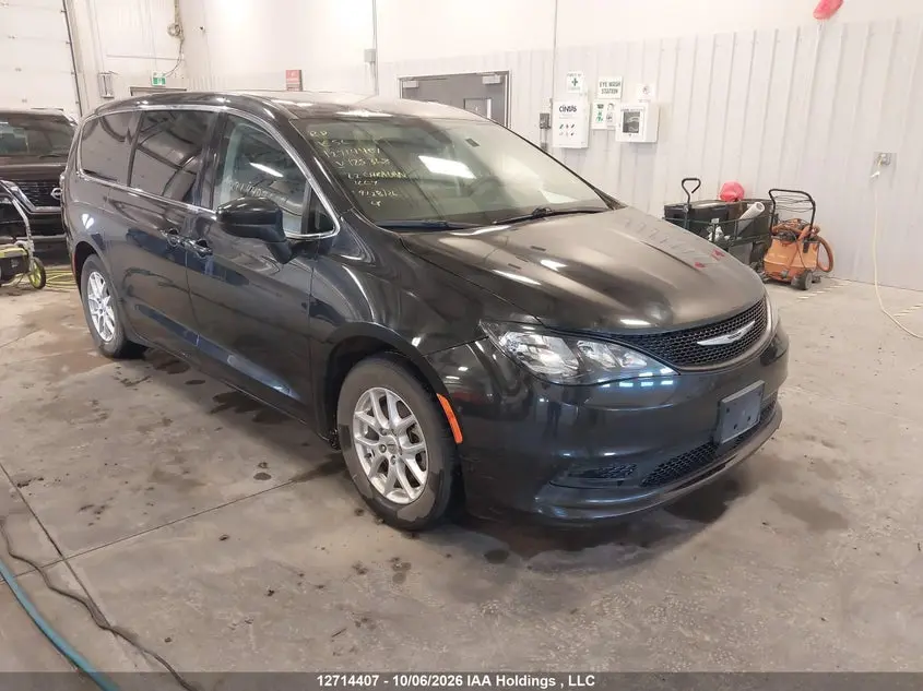 2022 Chrysler Grand Caravan SXT