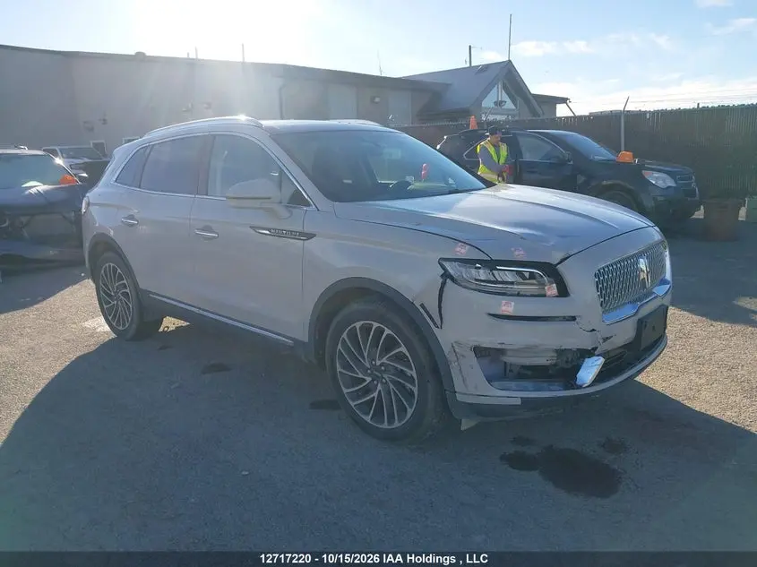 2019 Lincoln Nautilus Reserve