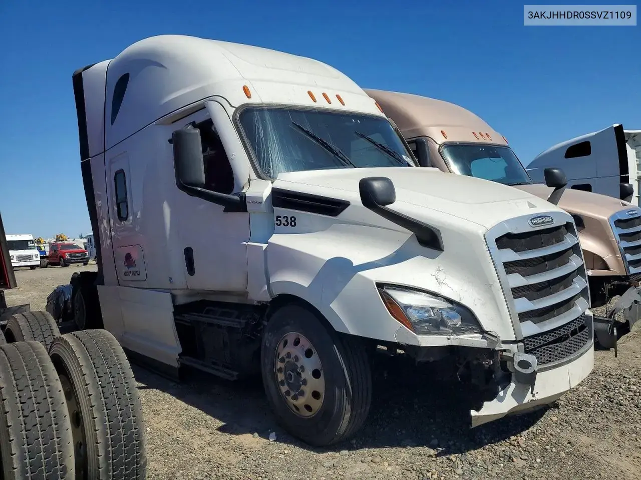 2025 Freightliner Cascadia 126 Semi Truck