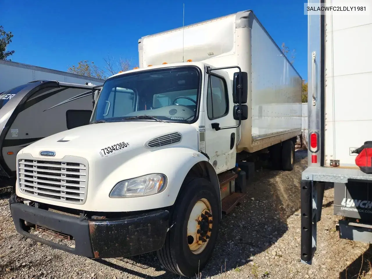 2020 Freightliner Business Class M2 Box Truck