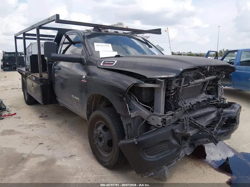 2022 Ram 3500 Chassis Tradesman/Slt