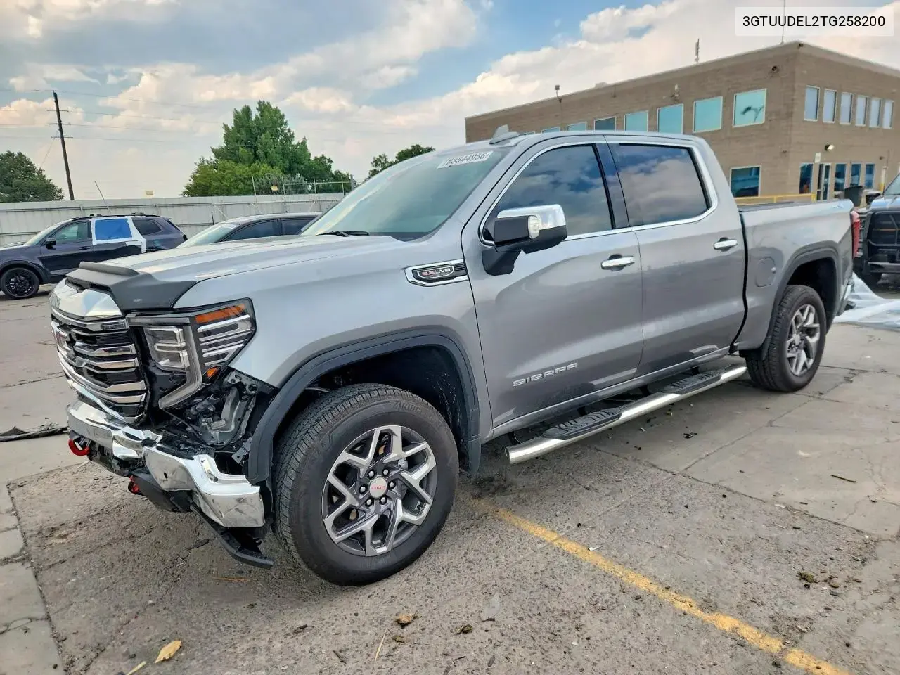 2026 GMC Sierra K1500 SLT
