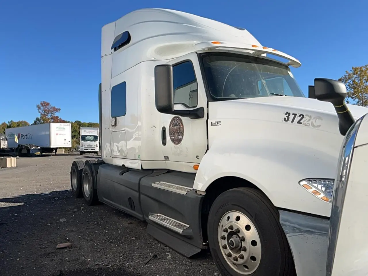 2021 International Lt625