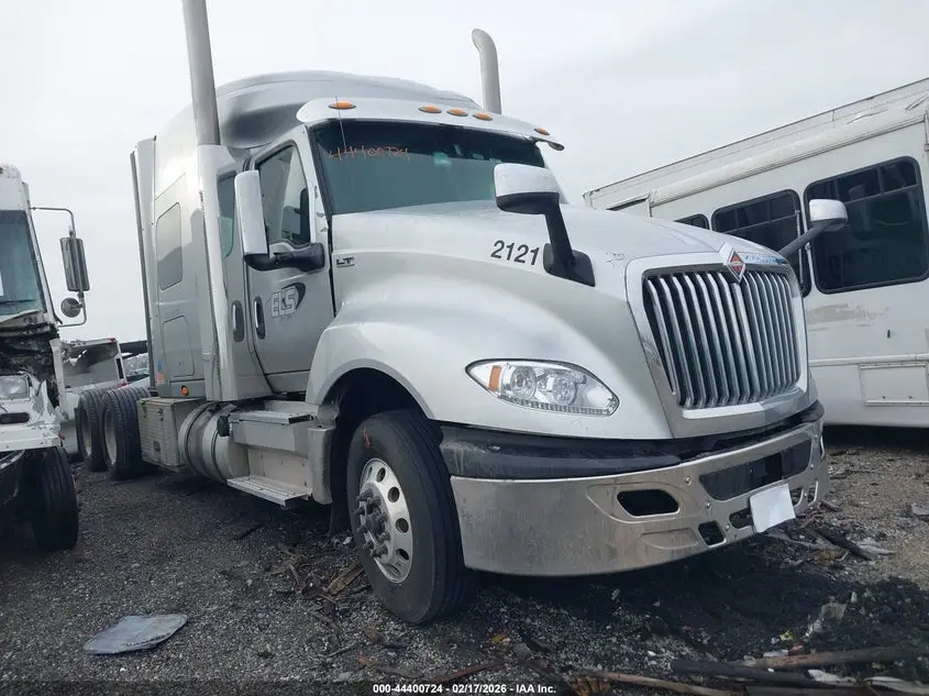 2019 International LT