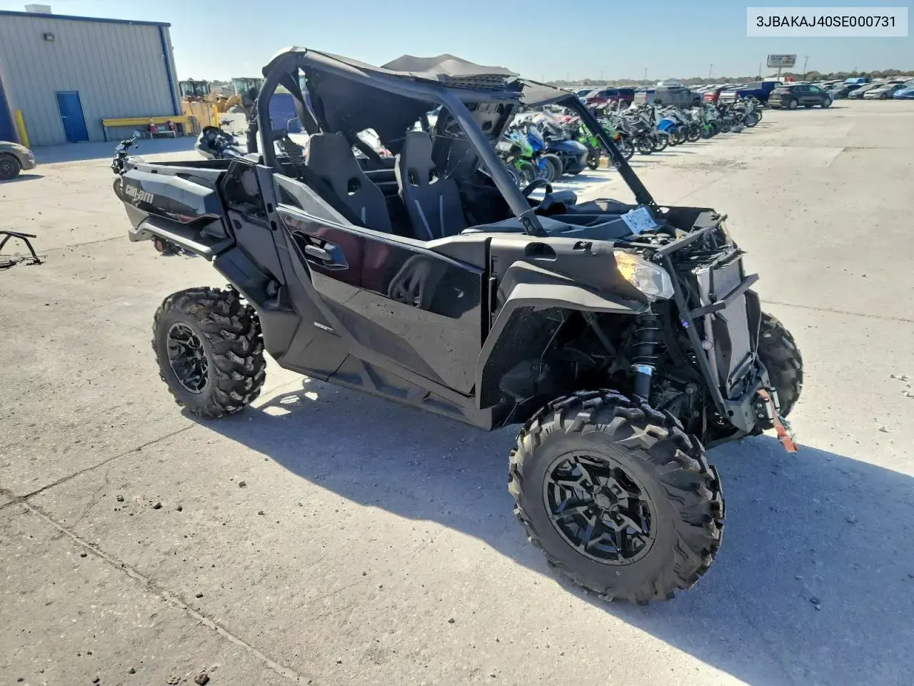 2025 Can-Am Commander Utility Vehicle