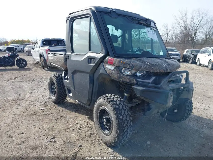 2020 Can-Am Defender Limited Cab Hd10