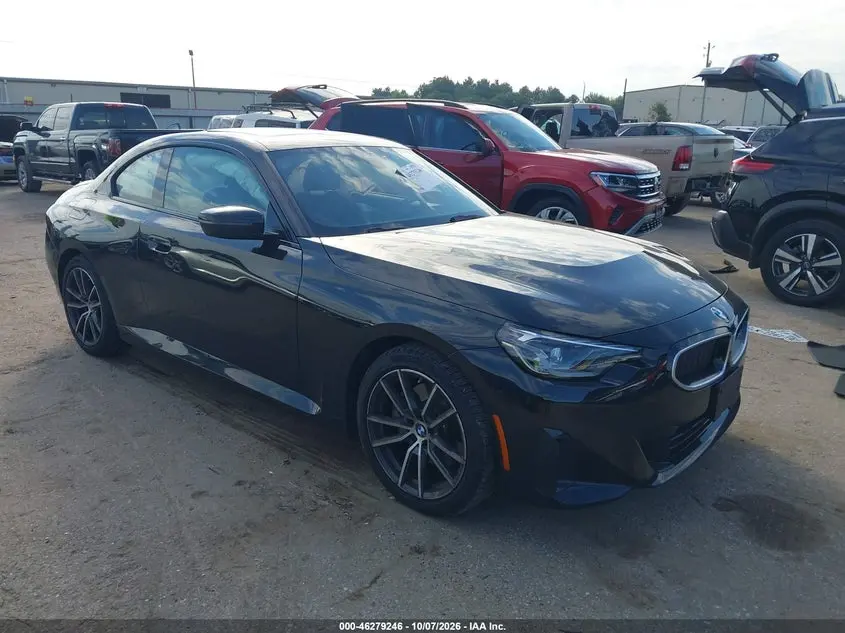 2026 BMW 230i xDrive