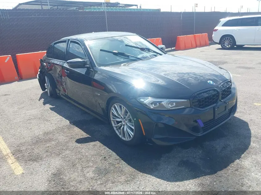 2023 BMW 330e xDrive