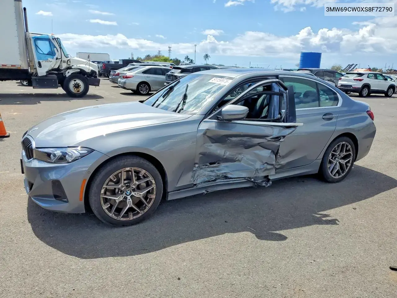 2025 BMW 330i
