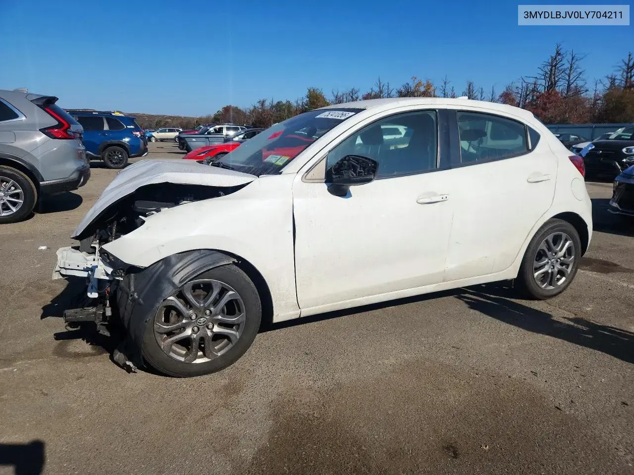 2020 Toyota Yaris Hatchback LE