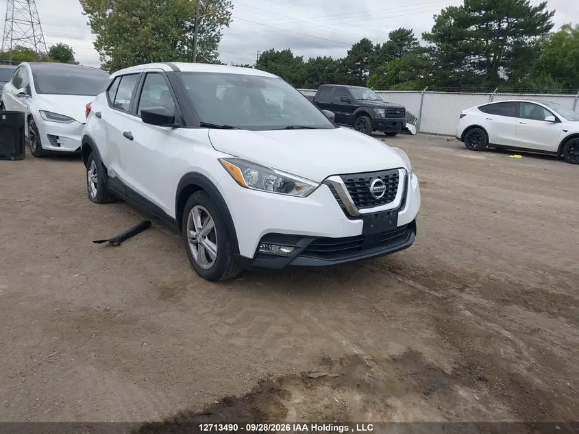 2020 Nissan Kicks S