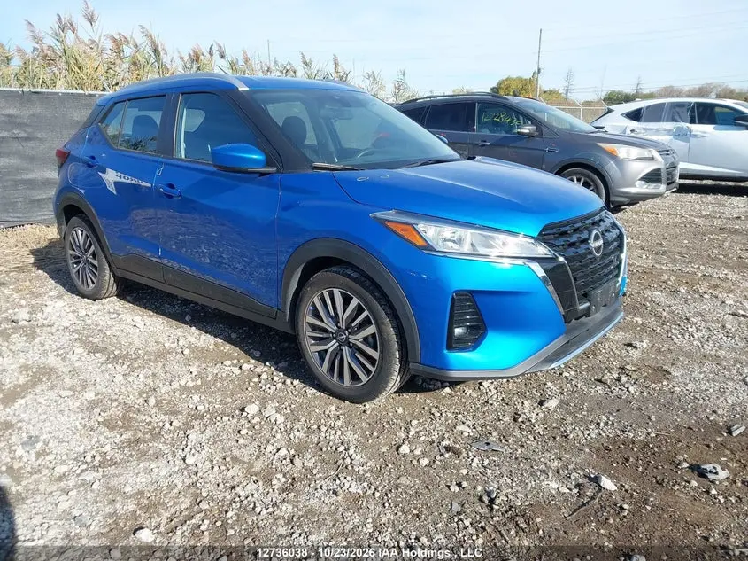 2025 Nissan Kicks Play SV