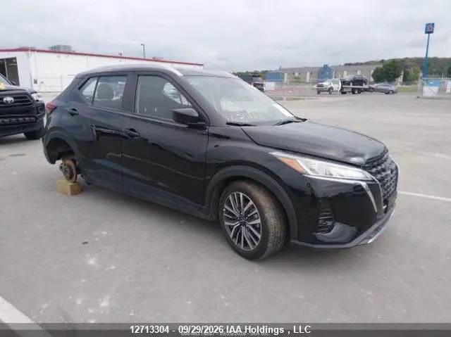 2025 Nissan Kicks Play SV