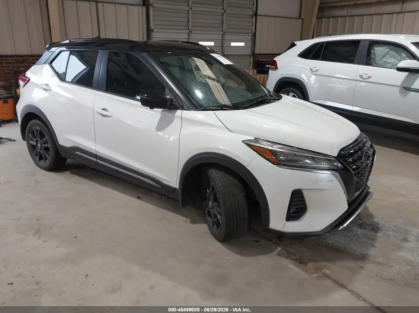 2021 Nissan Kicks SR Xtronic Cvt
