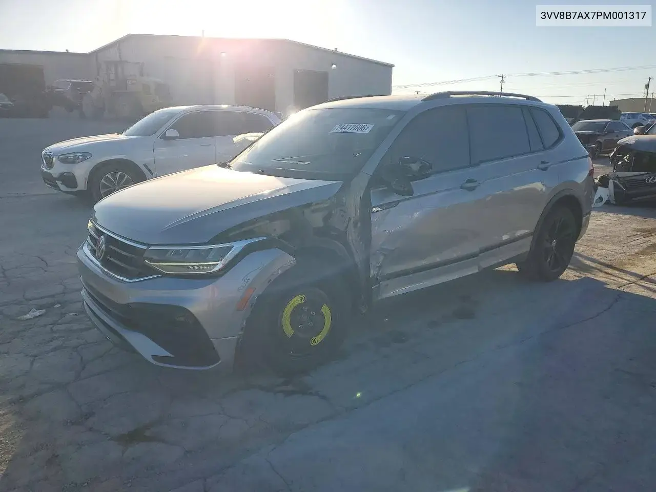 2023 Volkswagen Tiguan SE R-Line Black