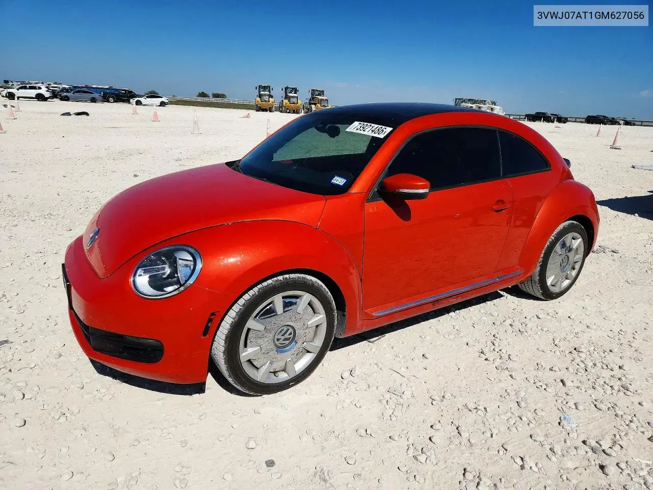 2016 Volkswagen Beetle SE