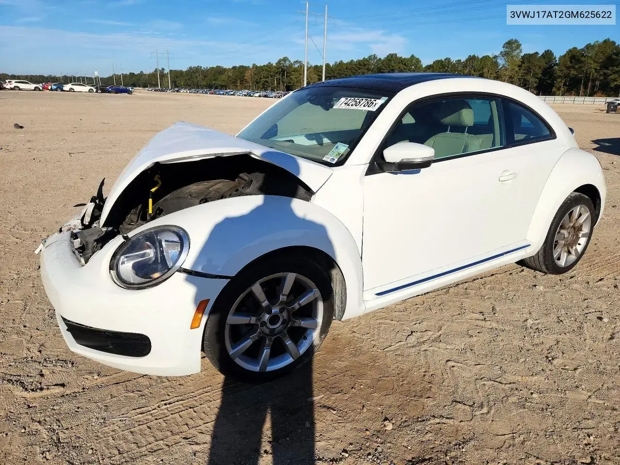 2016 Volkswagen Beetle SE