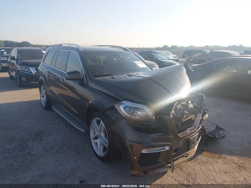 2015 Mercedes-Benz GL 550 4MATIC