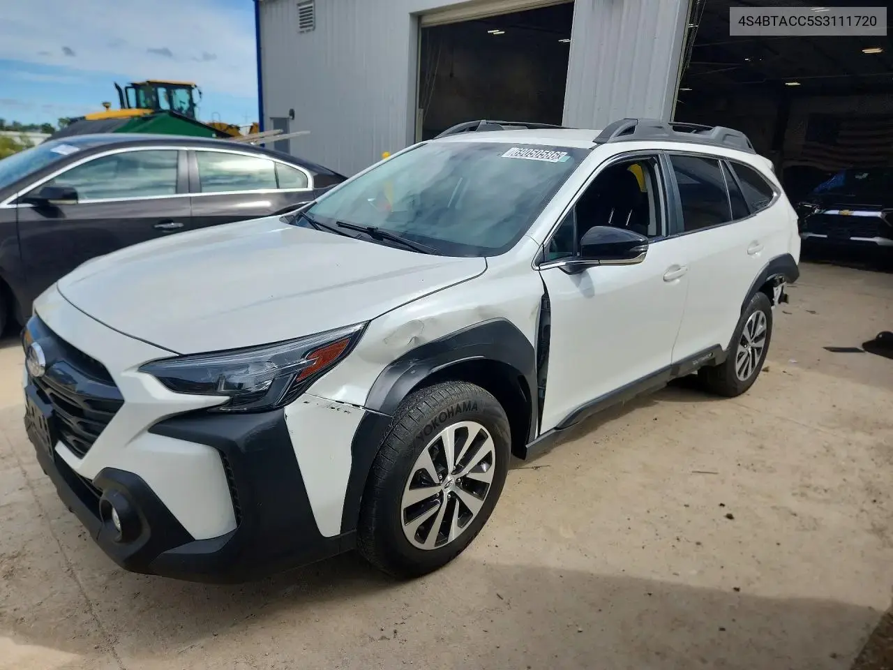 2025 Subaru Outback Premium