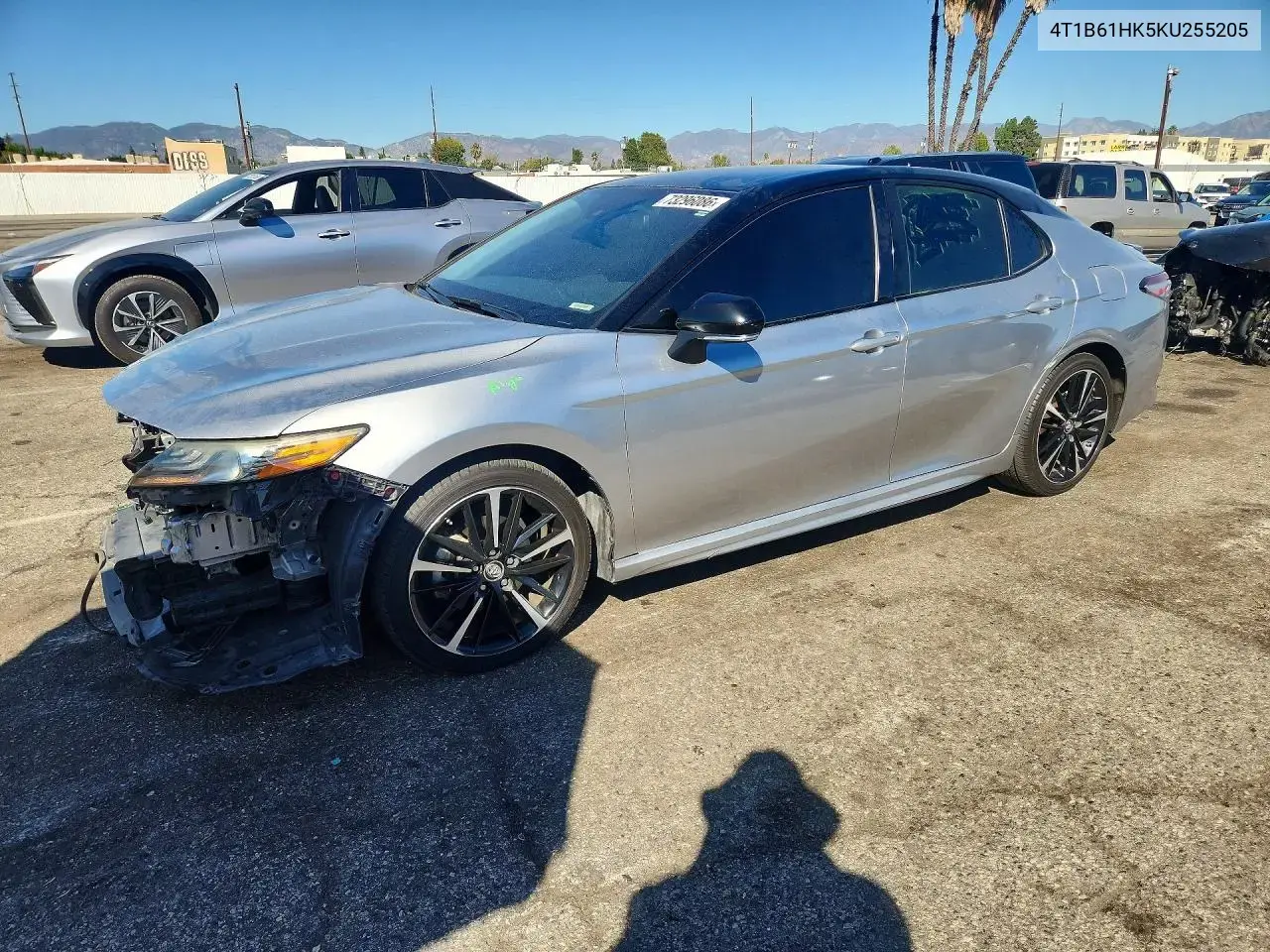 2019 Toyota Camry XSE