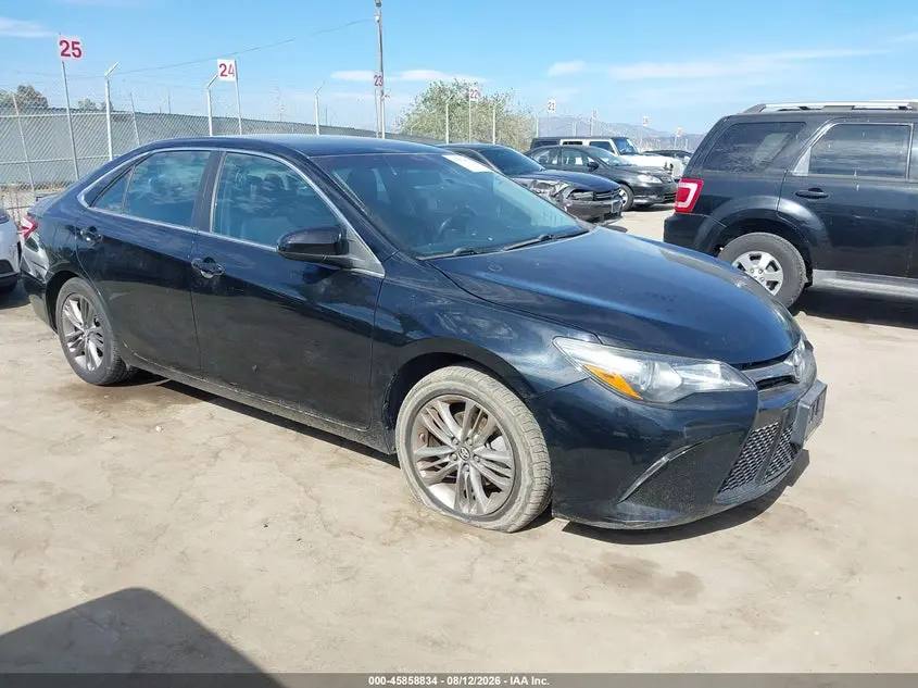 2016 Toyota Camry SE