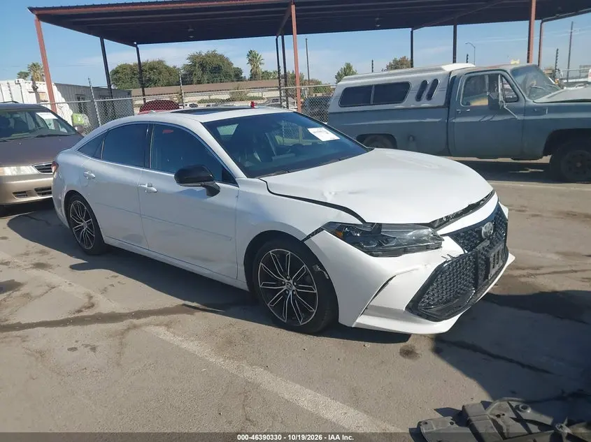 2019 Toyota Avalon XSE