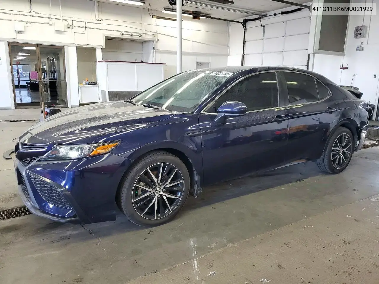 2021 Toyota Camry SE