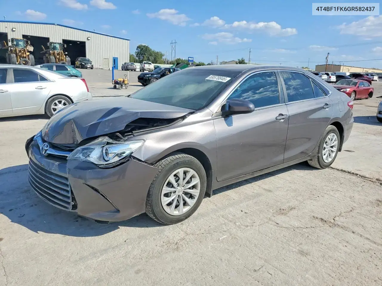 2016 Toyota Camry LE