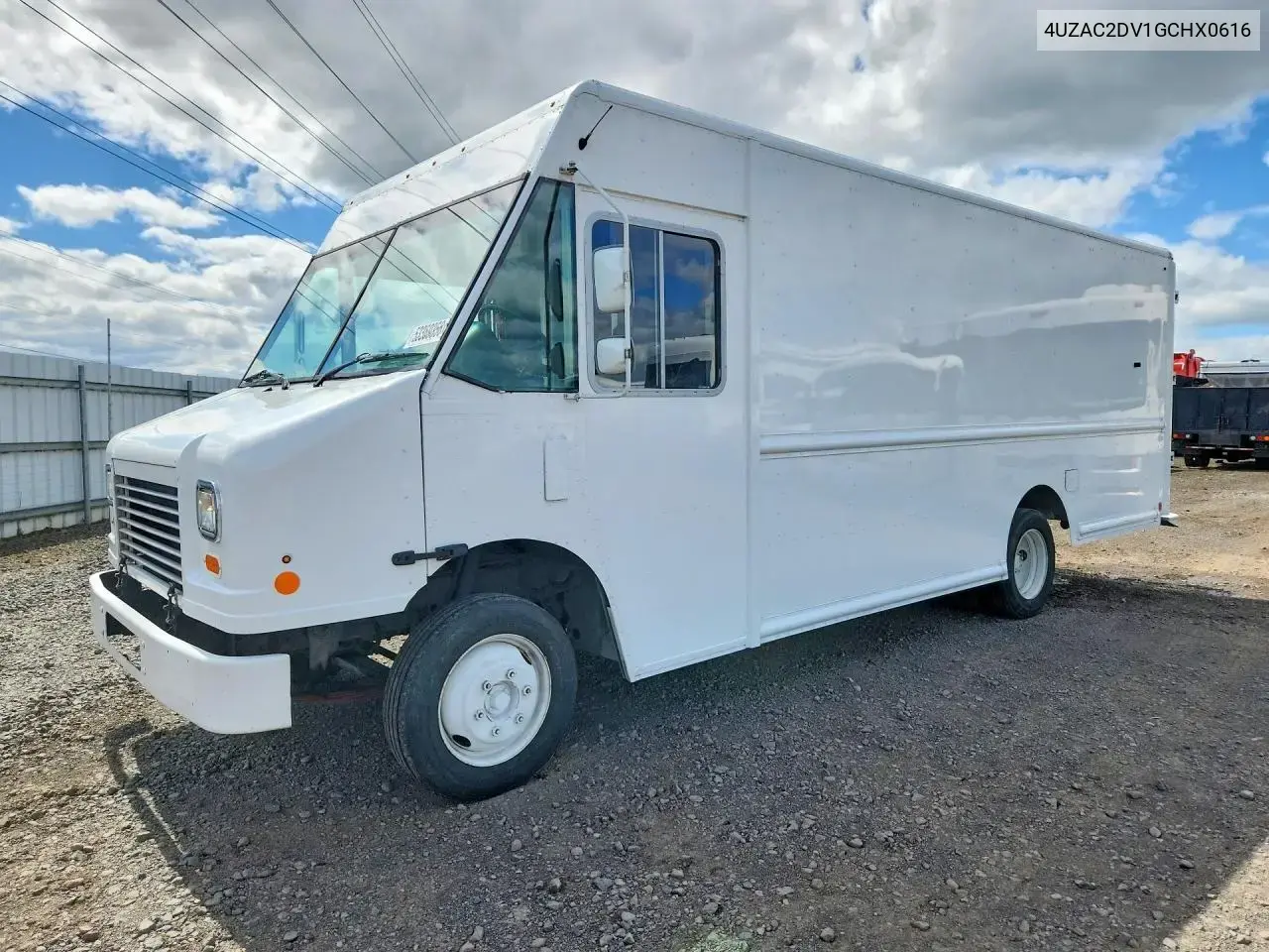 2016 Freightliner Mt-55G Step Van