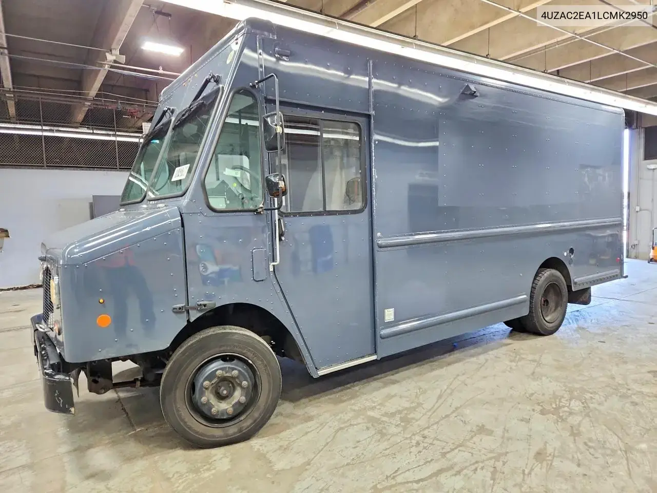 2020 Freightliner Mt45G Chassis Delivery Truck