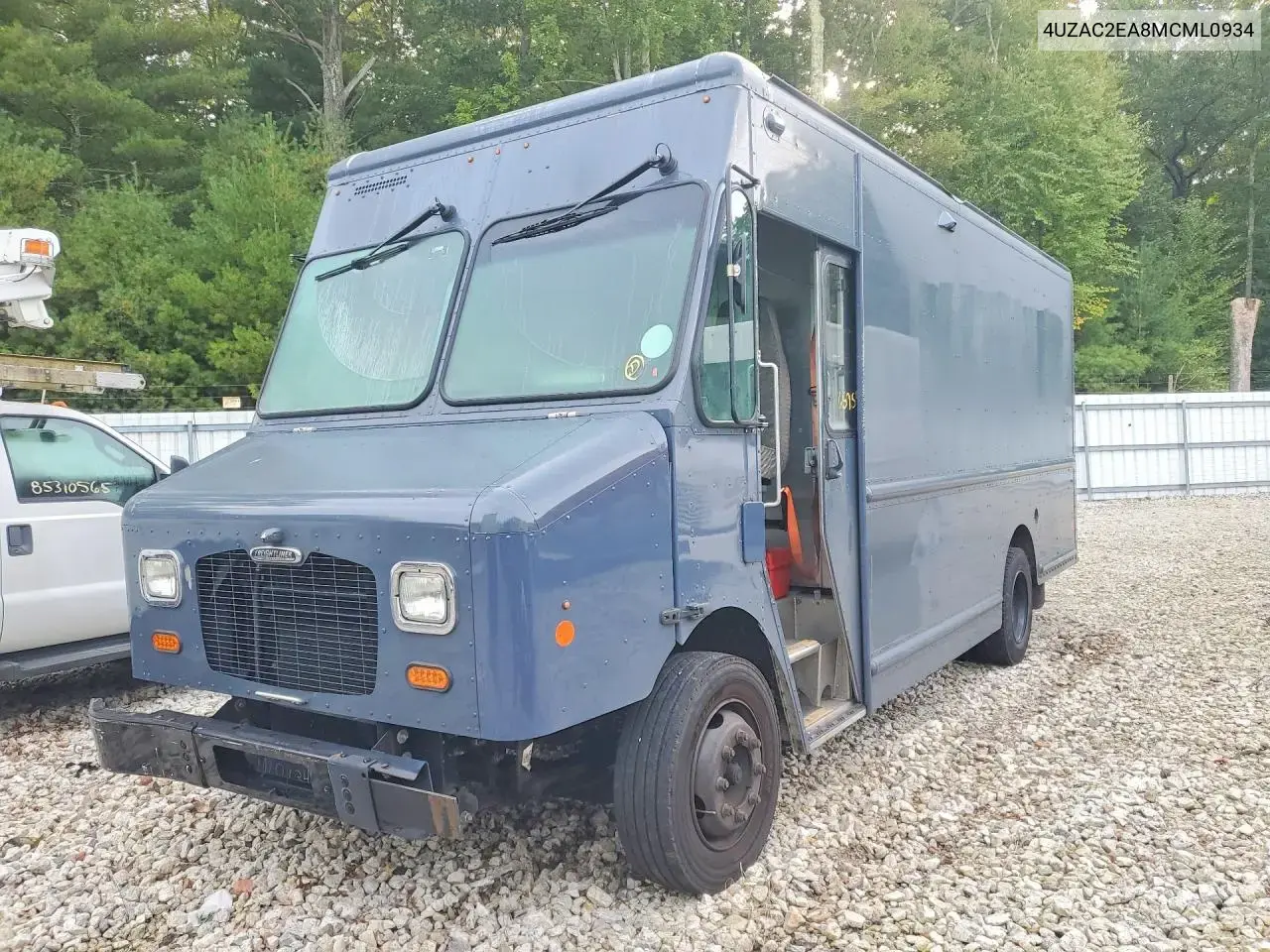 2021 Freightliner Mt45G Chassis Delivery Truck