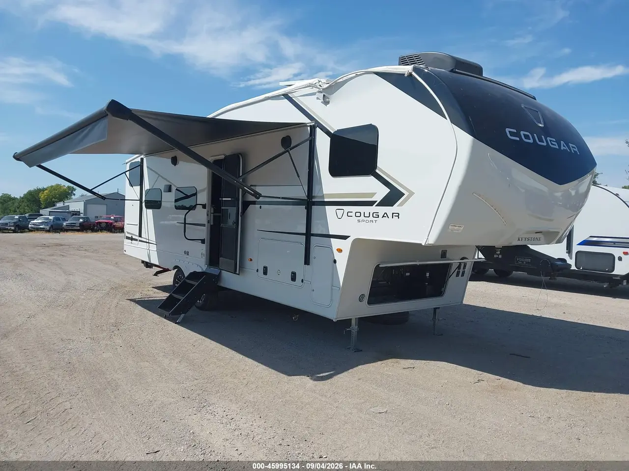 2026 Keystone Cougar 33Ft 5Th Wheel