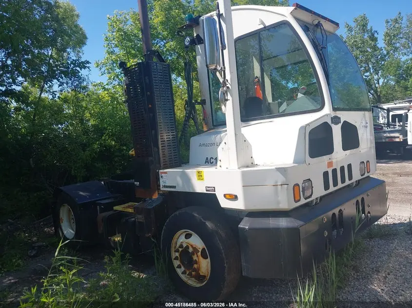 2019 Autocar Llc Xspotter-On