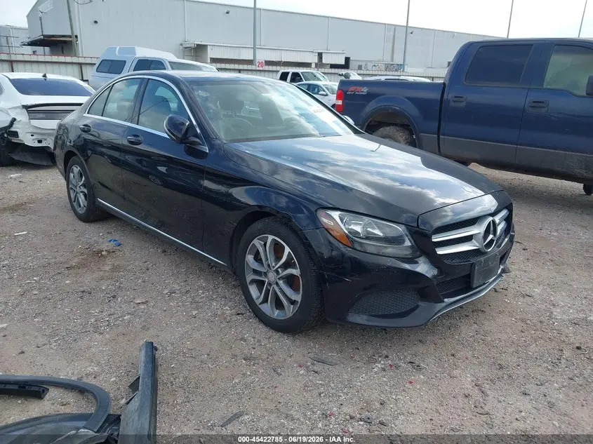 2015 Mercedes-Benz C 300