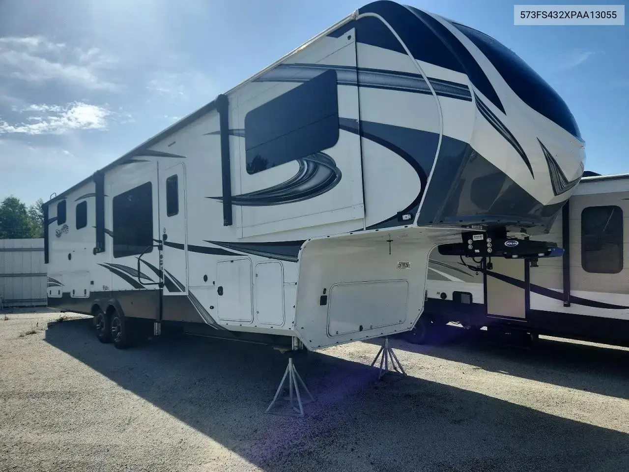 2023 Grand Design Solitude Fifth Wheel