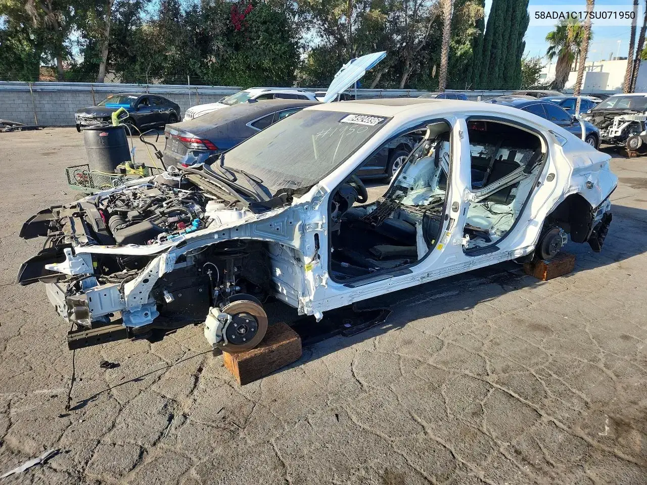 2025 Lexus ES 300h Base