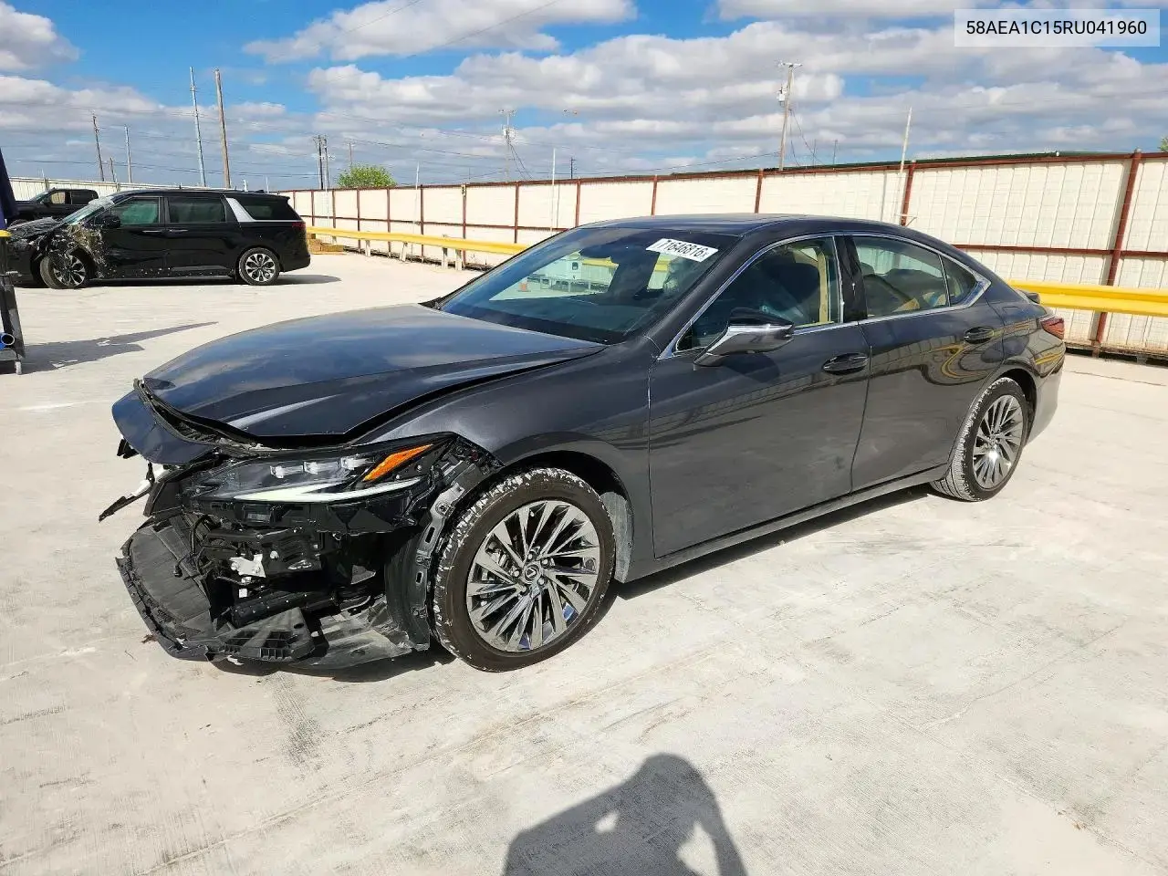 2024 Lexus ES 300h Luxury