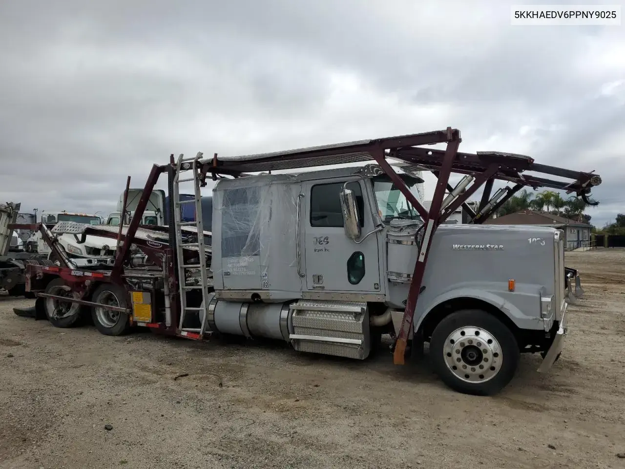 2023 Western Star 4900 Car Hauler Truck