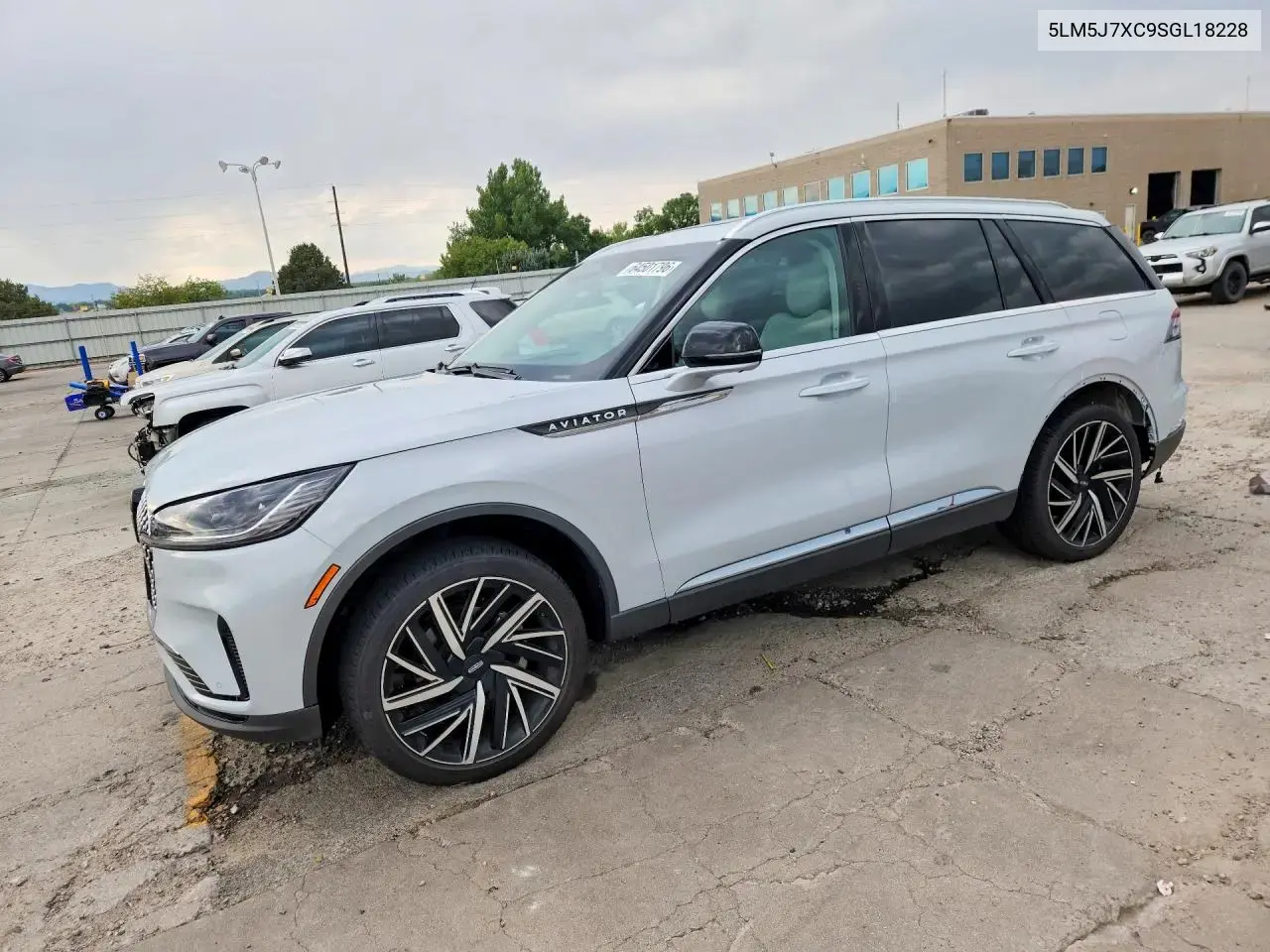 2025 Lincoln Aviator Reserve