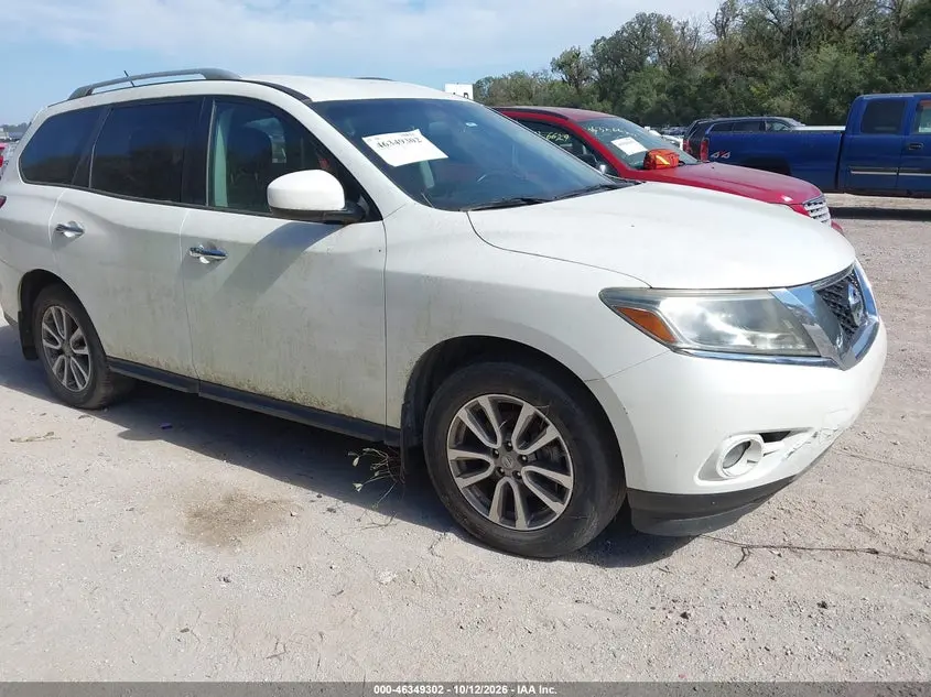 2015 Nissan Pathfinder SV