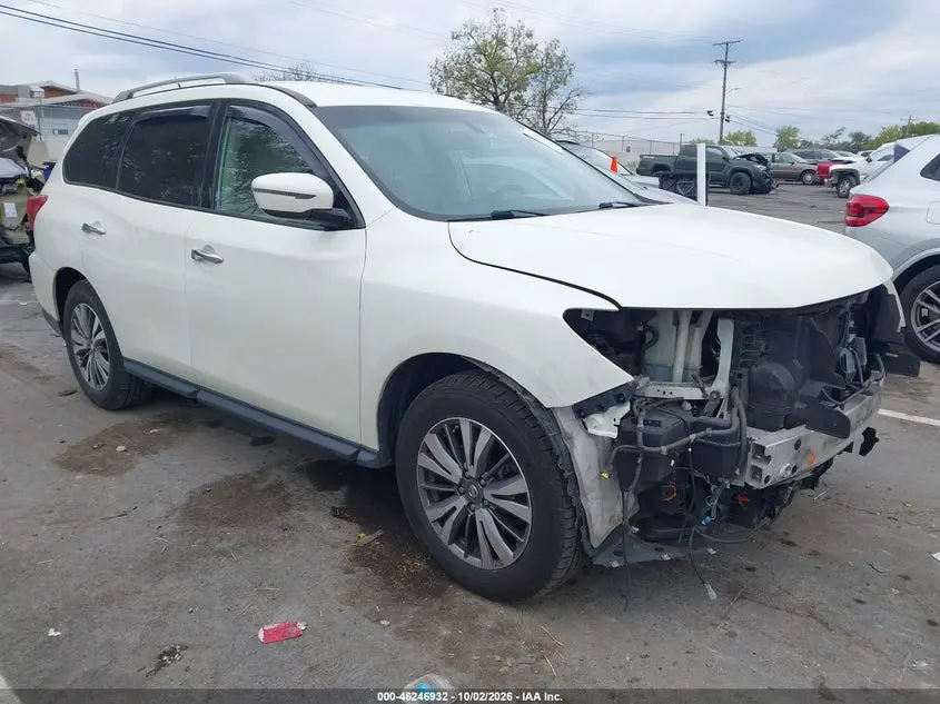 2018 Nissan Pathfinder SV