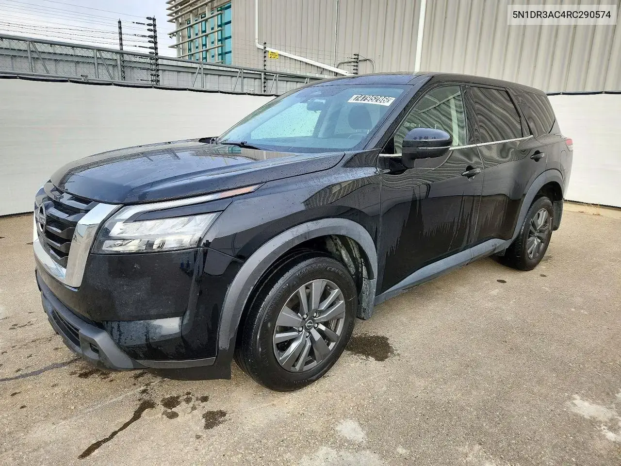 2024 Nissan Pathfinder S