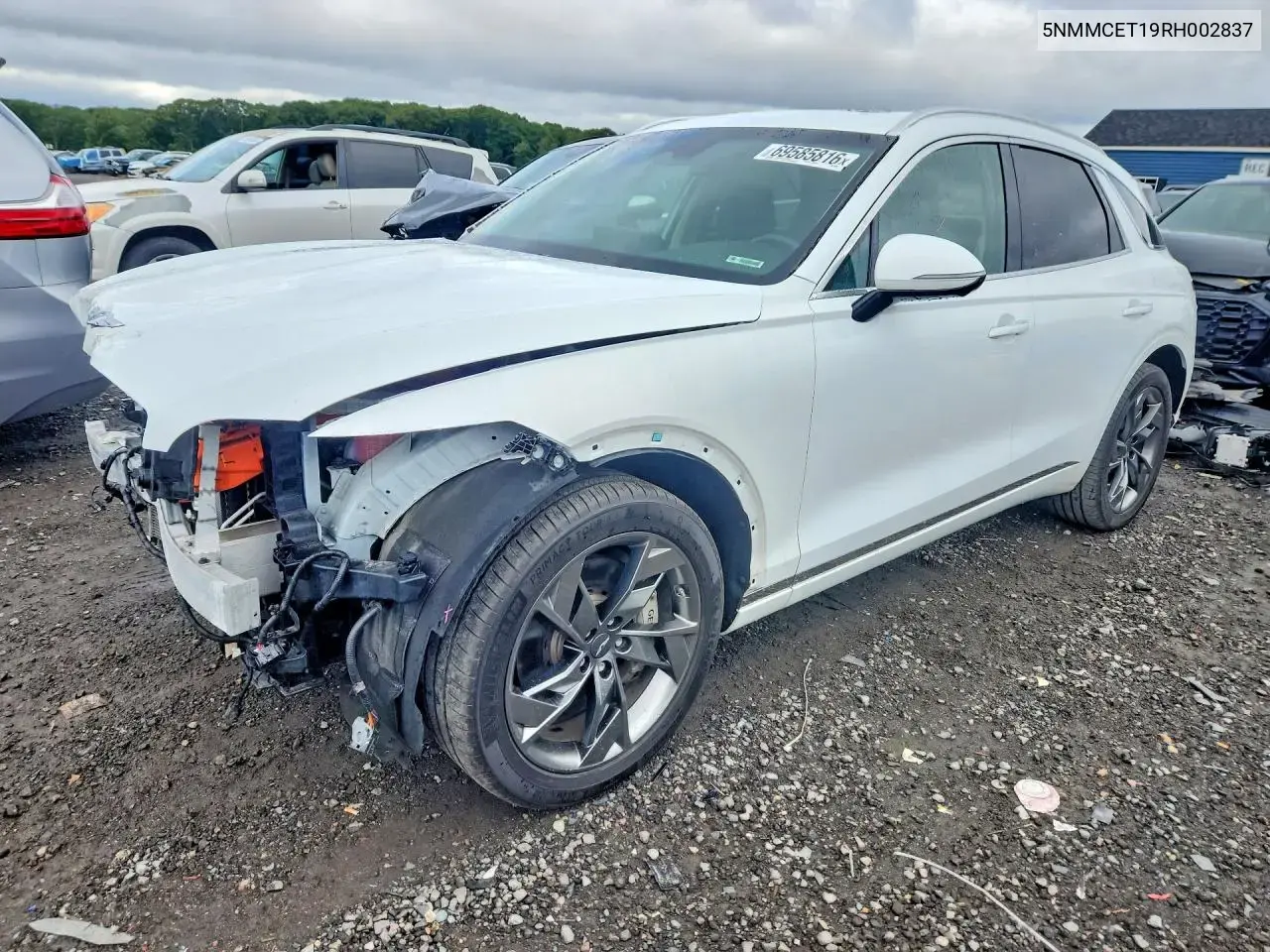2024 Genesis Electrified GV70 Base