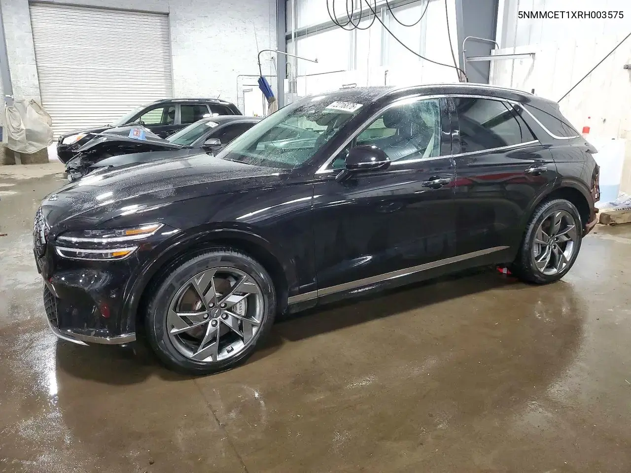 2024 Genesis Electrified GV70 Base