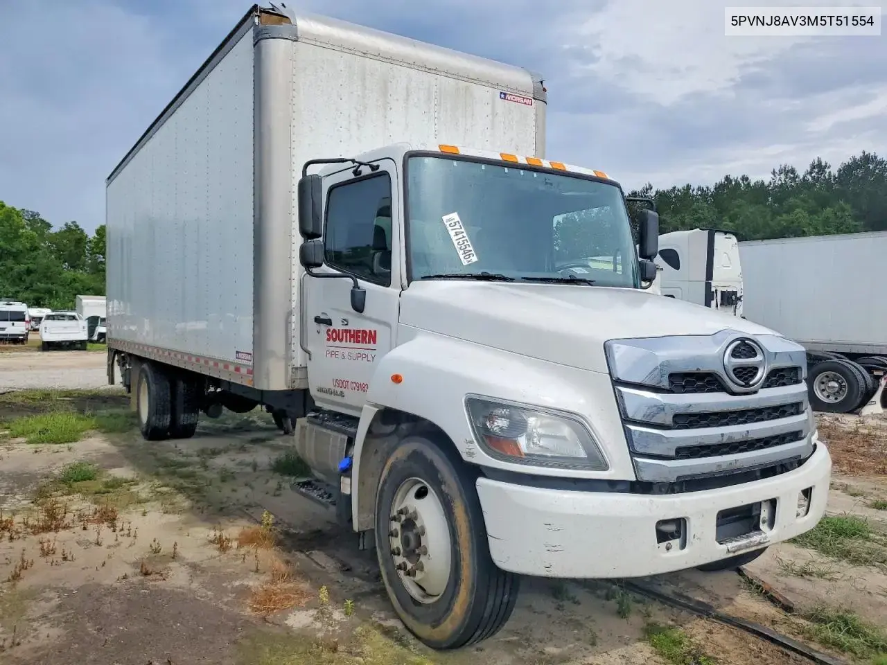 2021 Hino L6 Box Truck