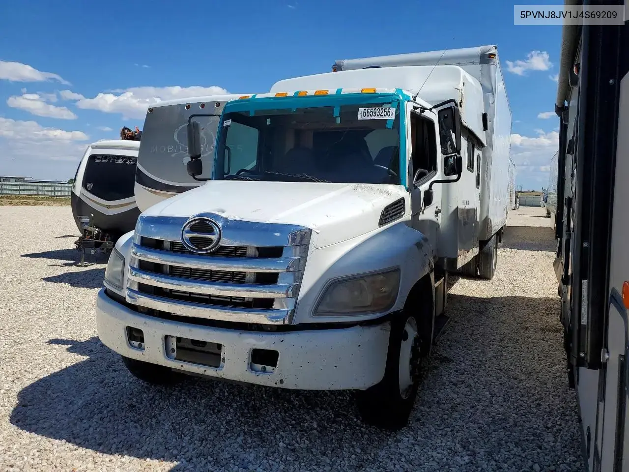 2018 Hino 258/268 Box Truck