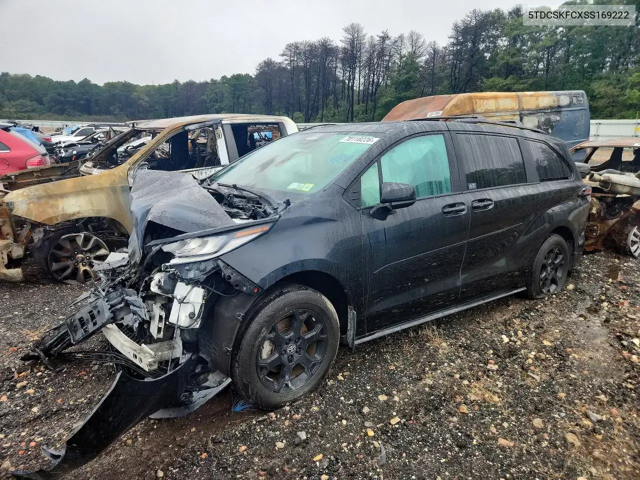 2025 Toyota Sienna Woodland Edition