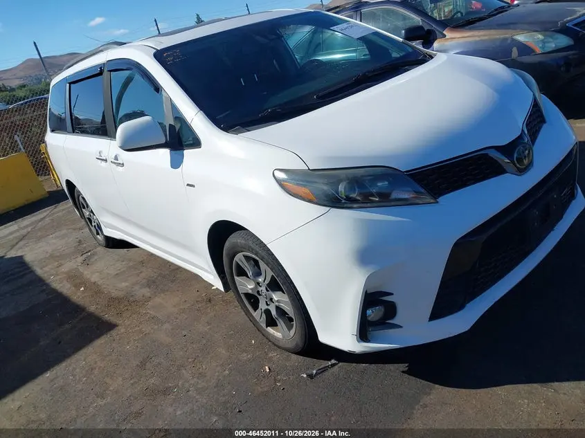 2019 Toyota Sienna SE 7 Passenger
