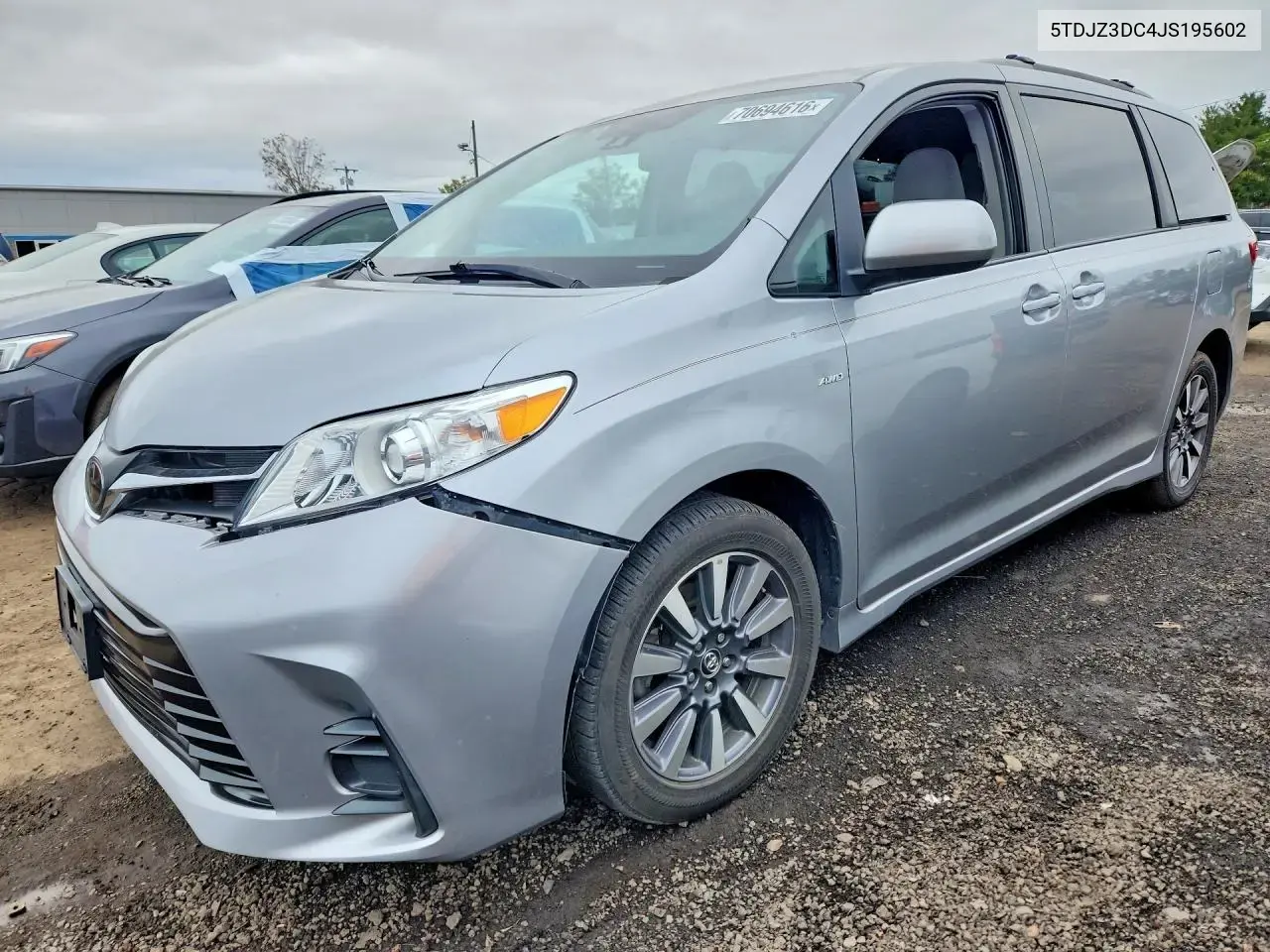 2018 Toyota Sienna LE